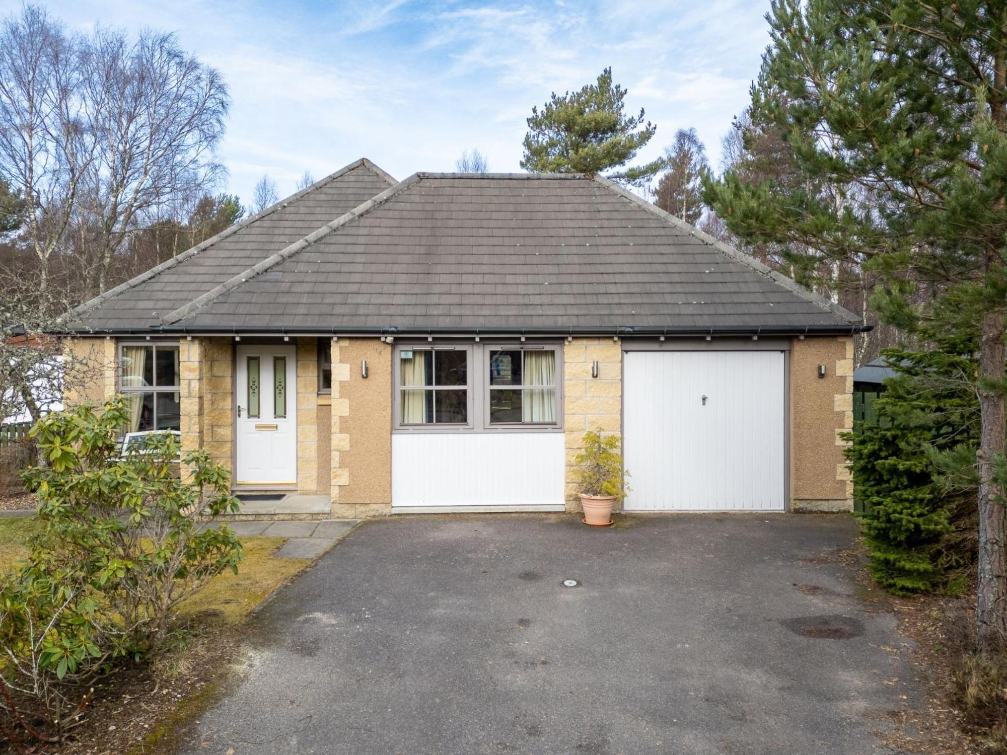 Holiday Home Falcon Lodge By Interhome Aviemore Kültér fotó